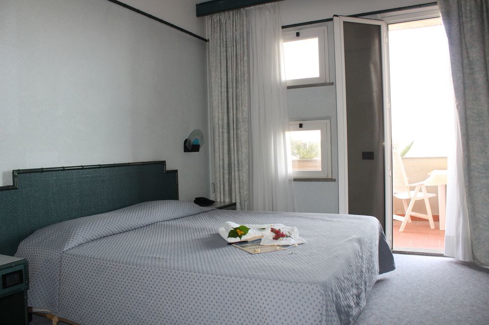 Mia Hotel 努马纳 外观 照片
